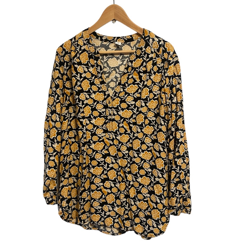 Old Navy | V-neck blouse